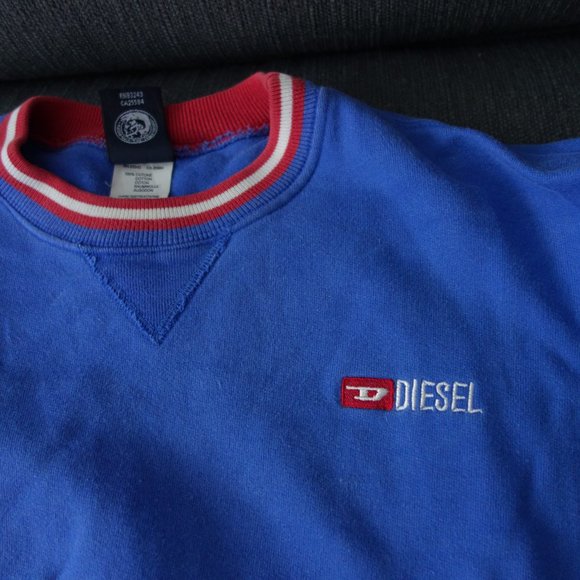 Diesel Blue Sweatshirt w/ Red & White Collar 100% Cotton Made in Greece Size S - Picture 2 of 11